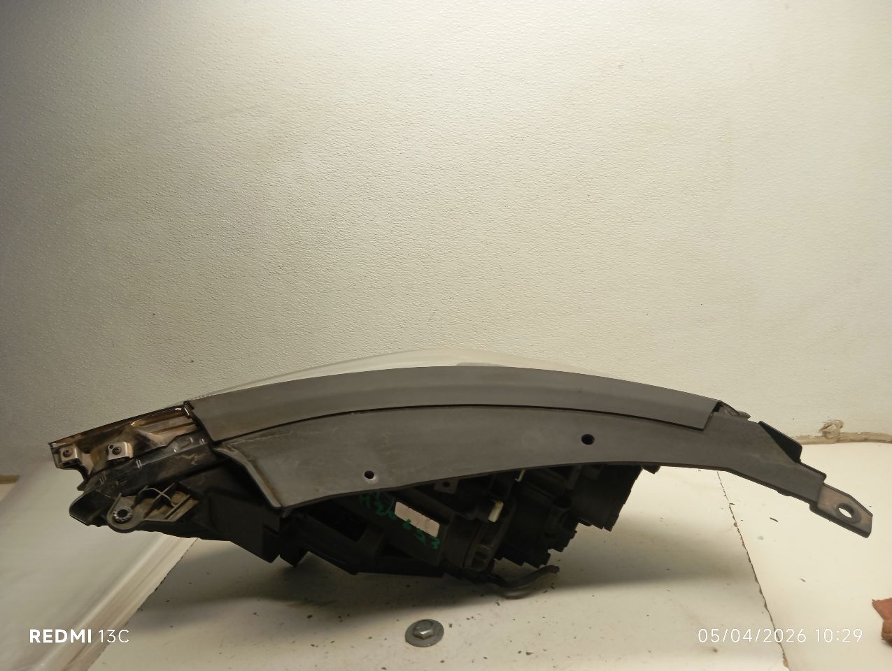 Part image 3