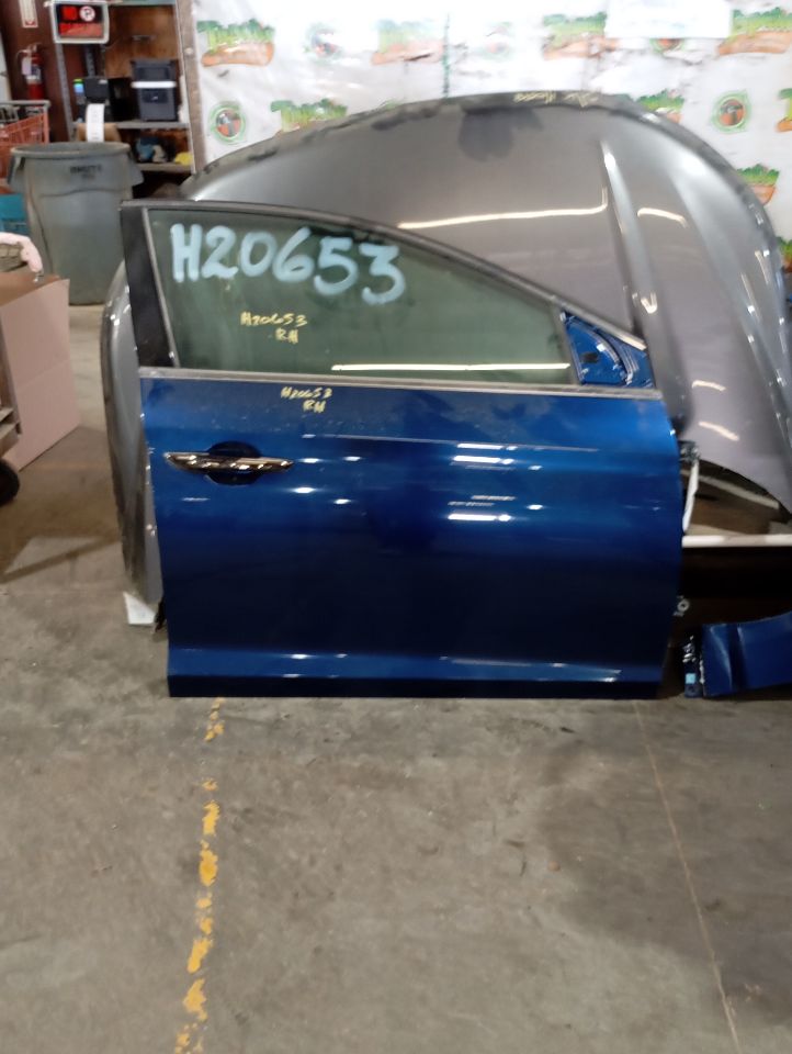 2019 Hyundai SONATA Door Assembly, Fr