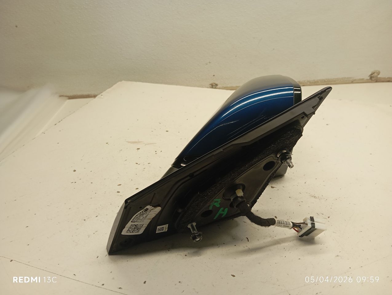 Part image 4