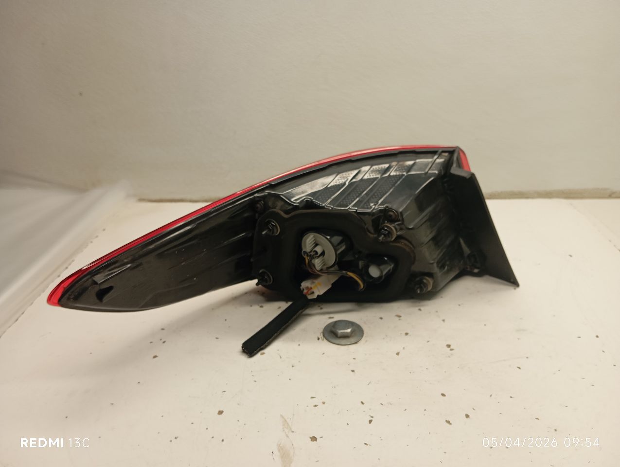Part image 3