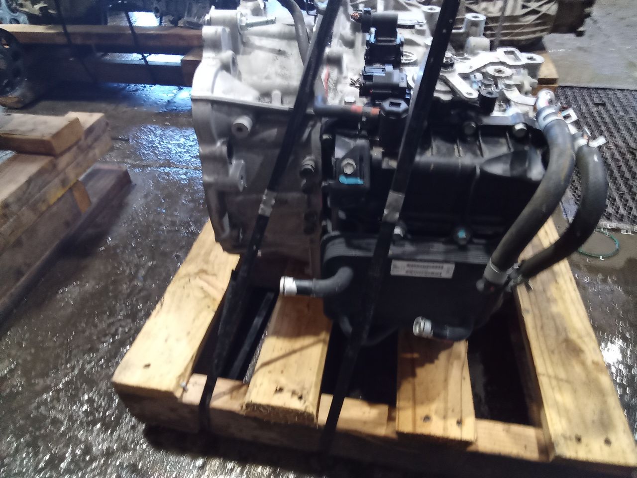 Part image 3