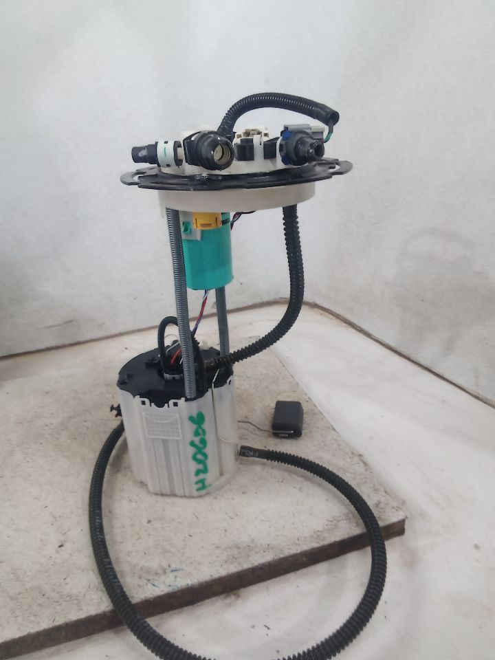 2016 General Motors EQUINOX Fuel Pump
