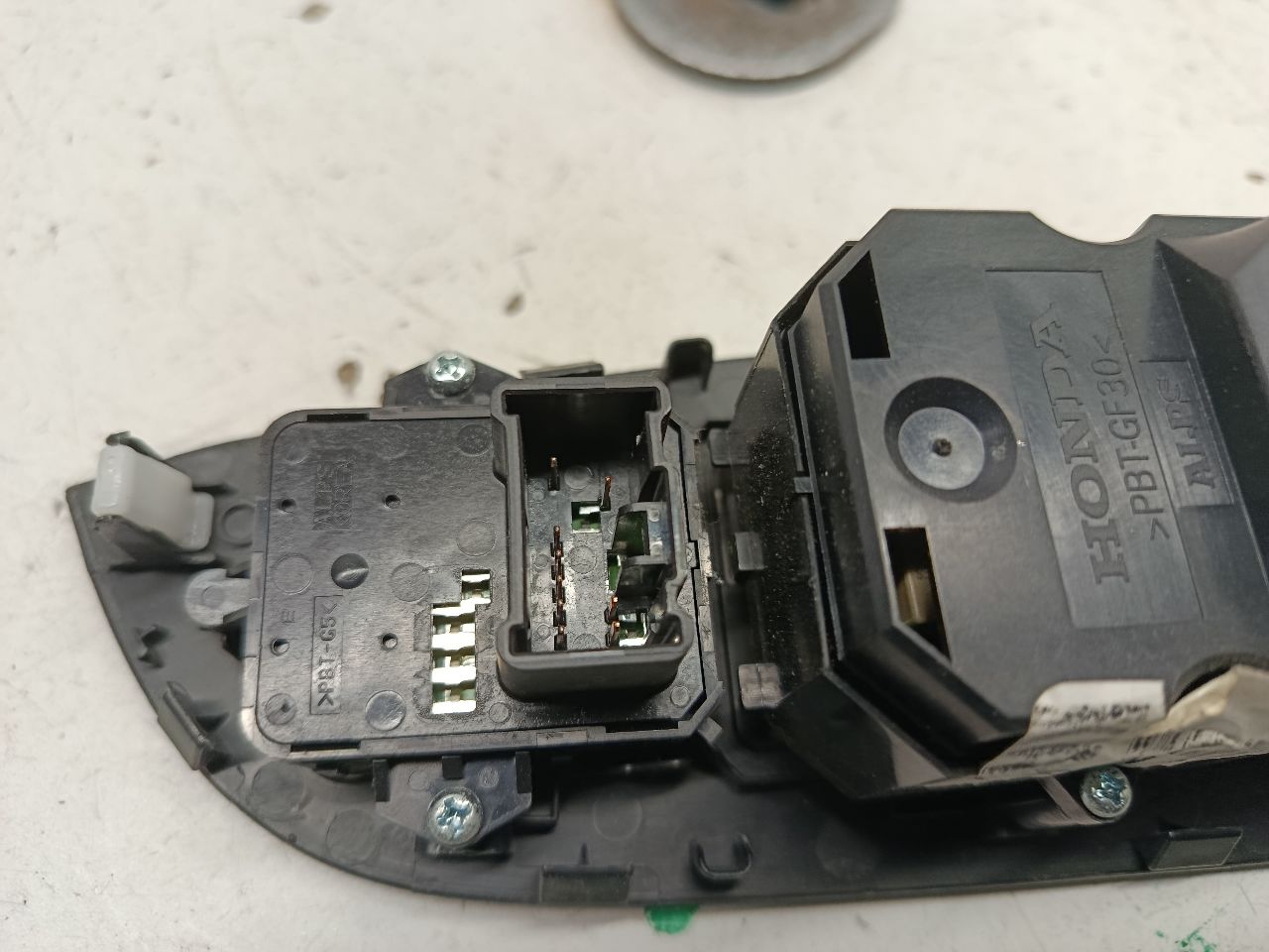 Part image 5