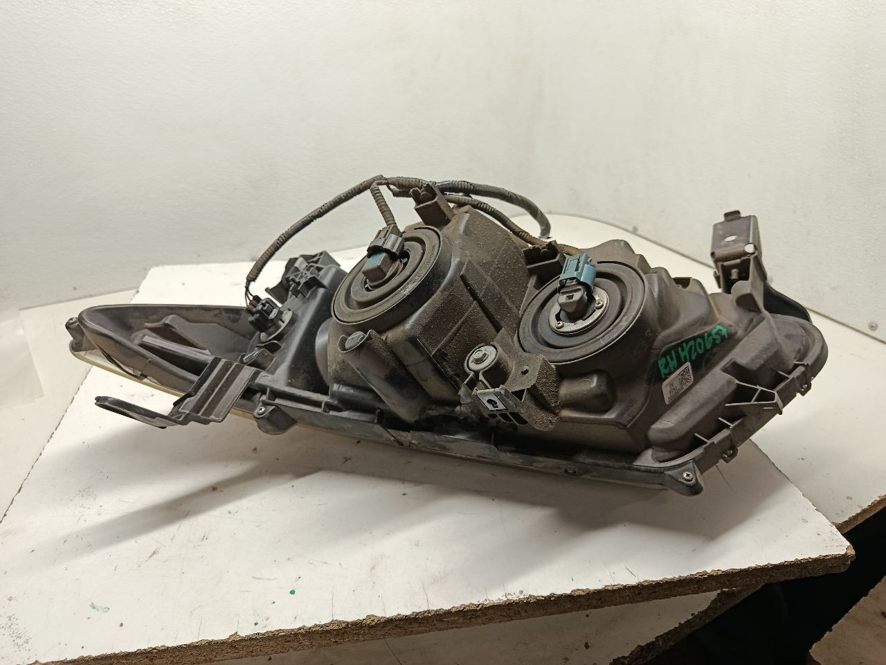 Part image 10