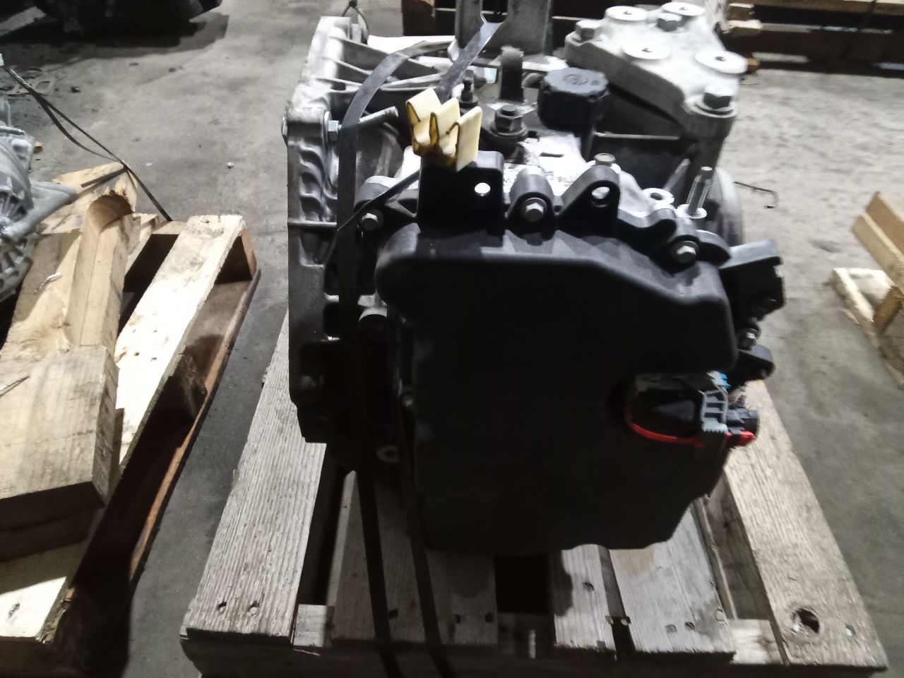 Part image 3