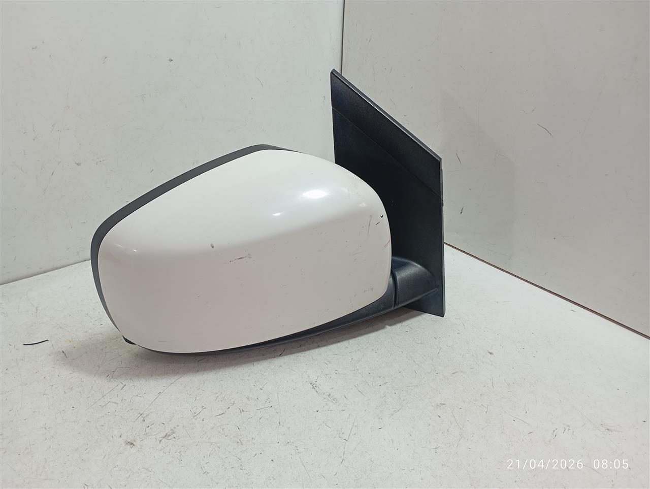 Used 2010 Chrysler CHRYSLER (RWD) Side View Mirror - Stock #A14680