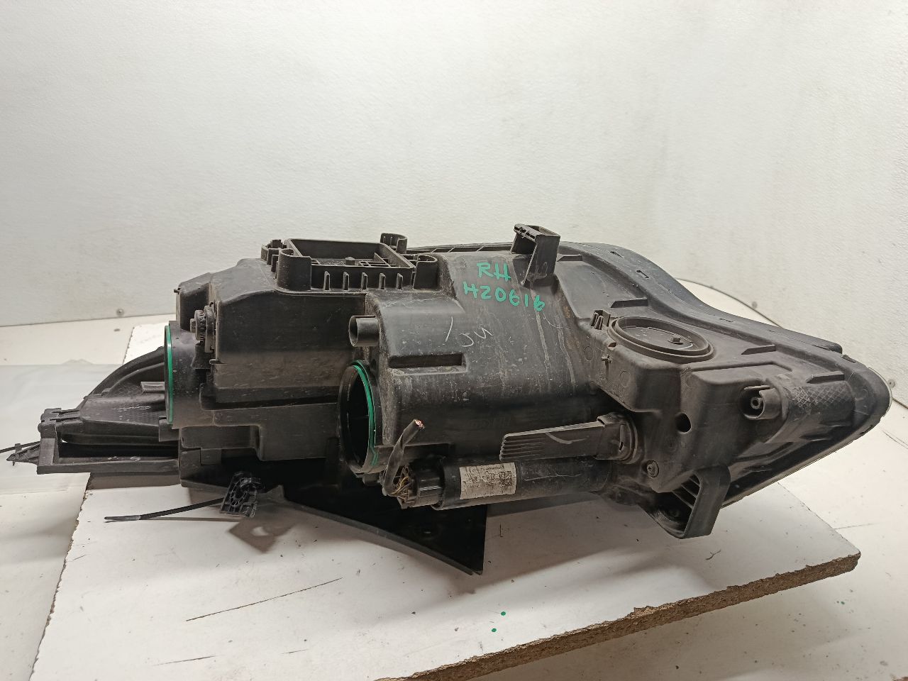 Part image 7