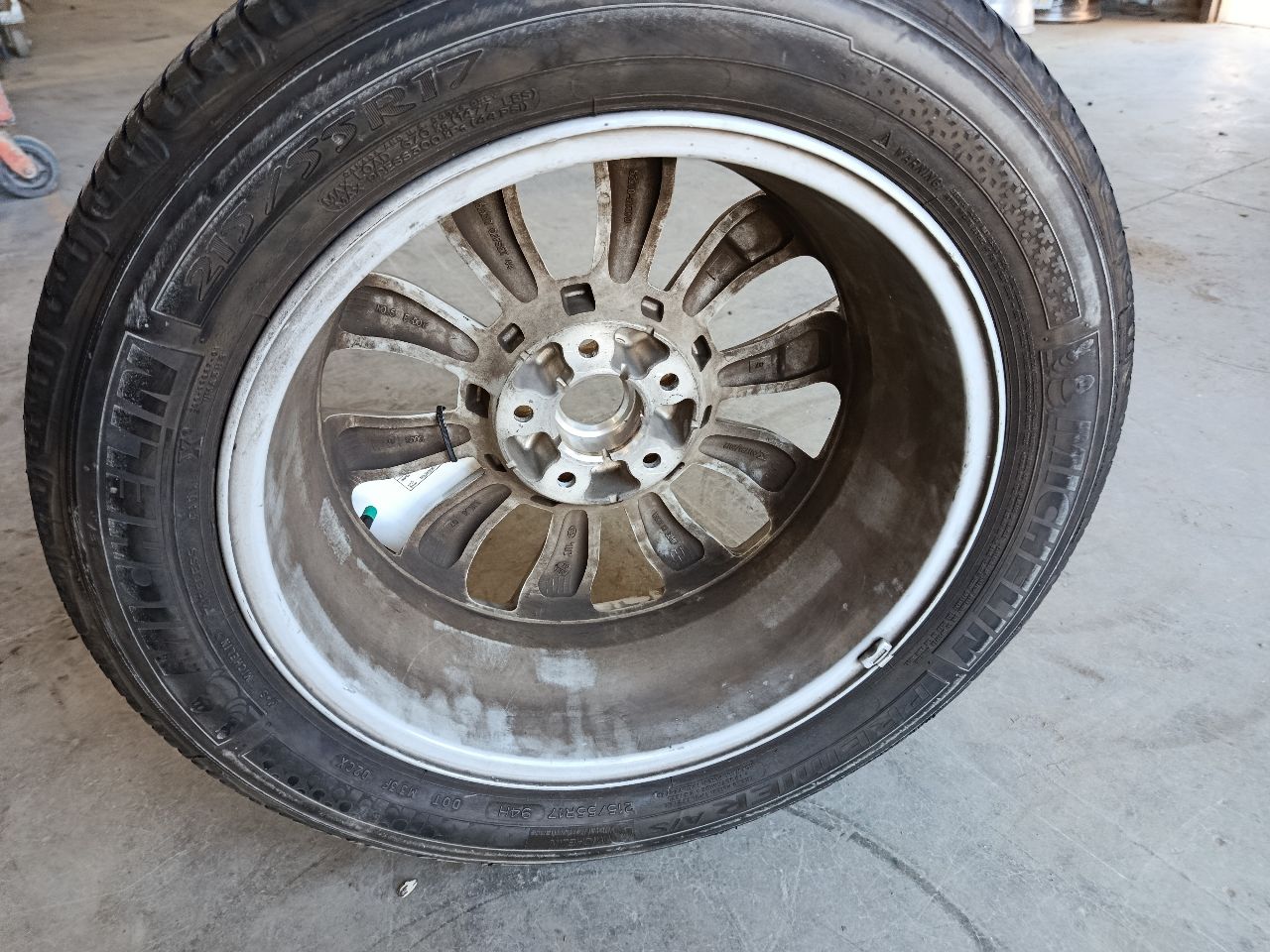 Part image 4