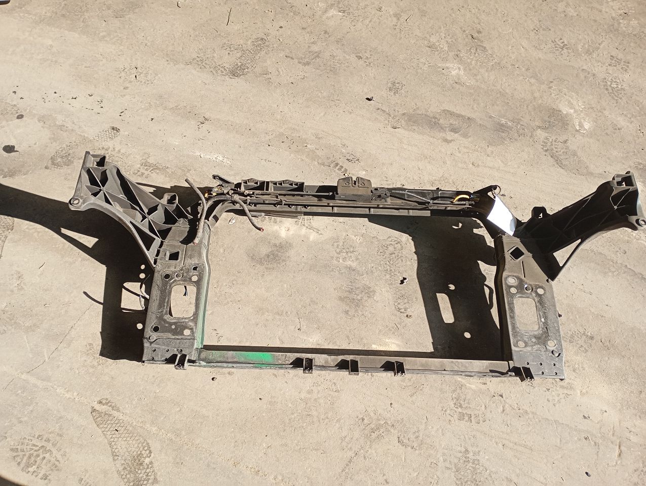 Part image 4