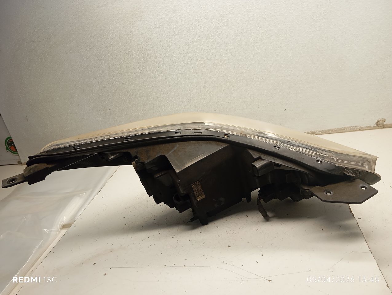 Part image 3