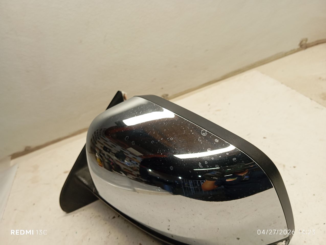 Part image 4