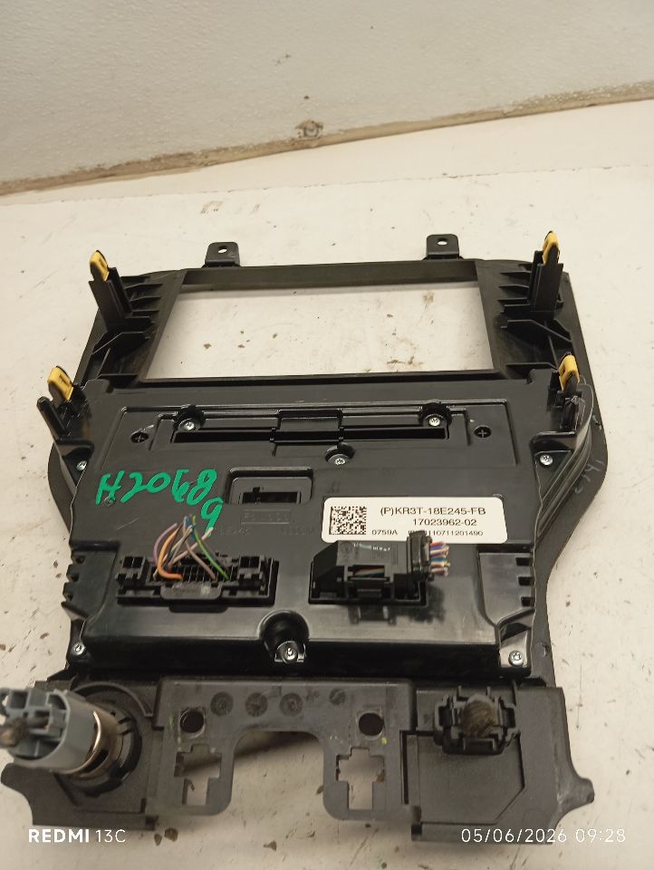 Part image 4