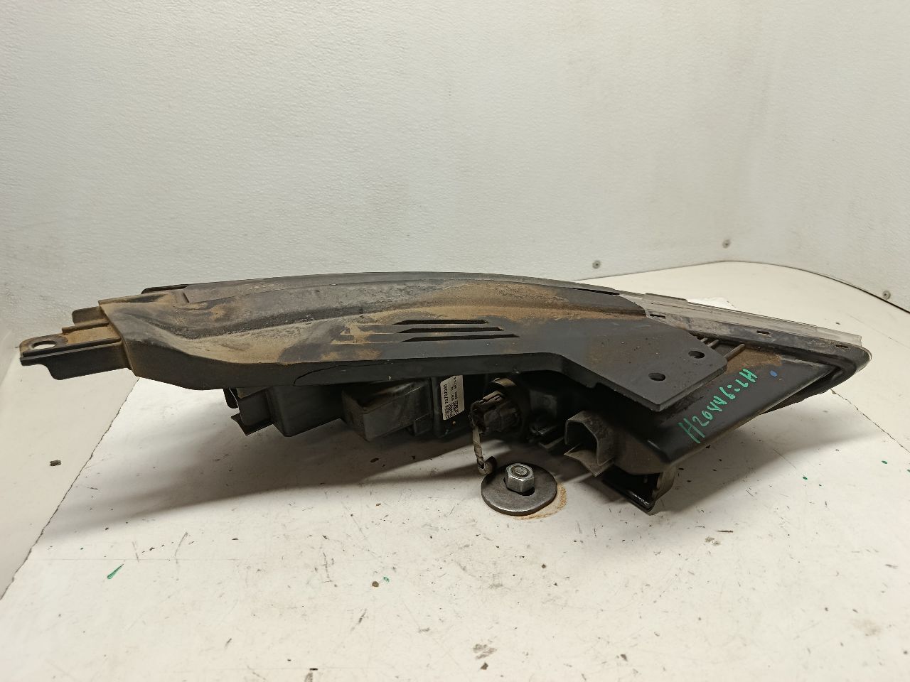Part image 3