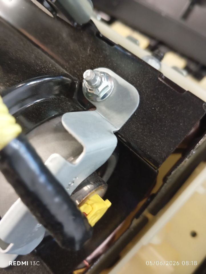 Part image 17