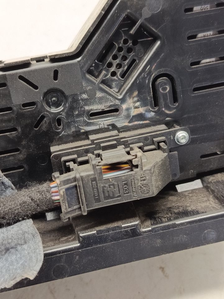 Part image 8
