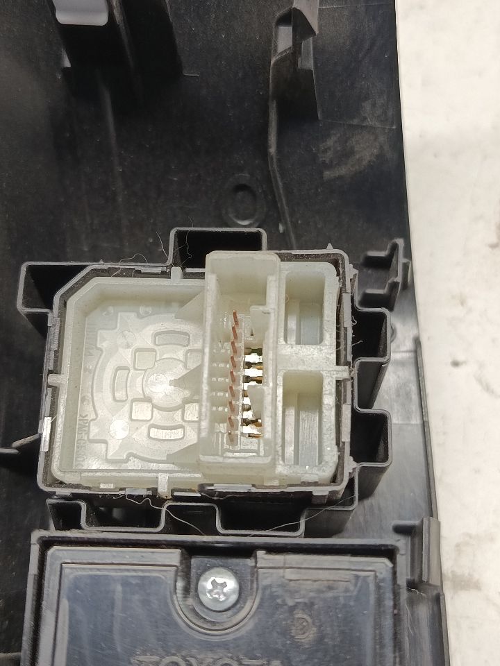 Used 2021 Toyota TACOMA Front Door Switch - Stock #H20422