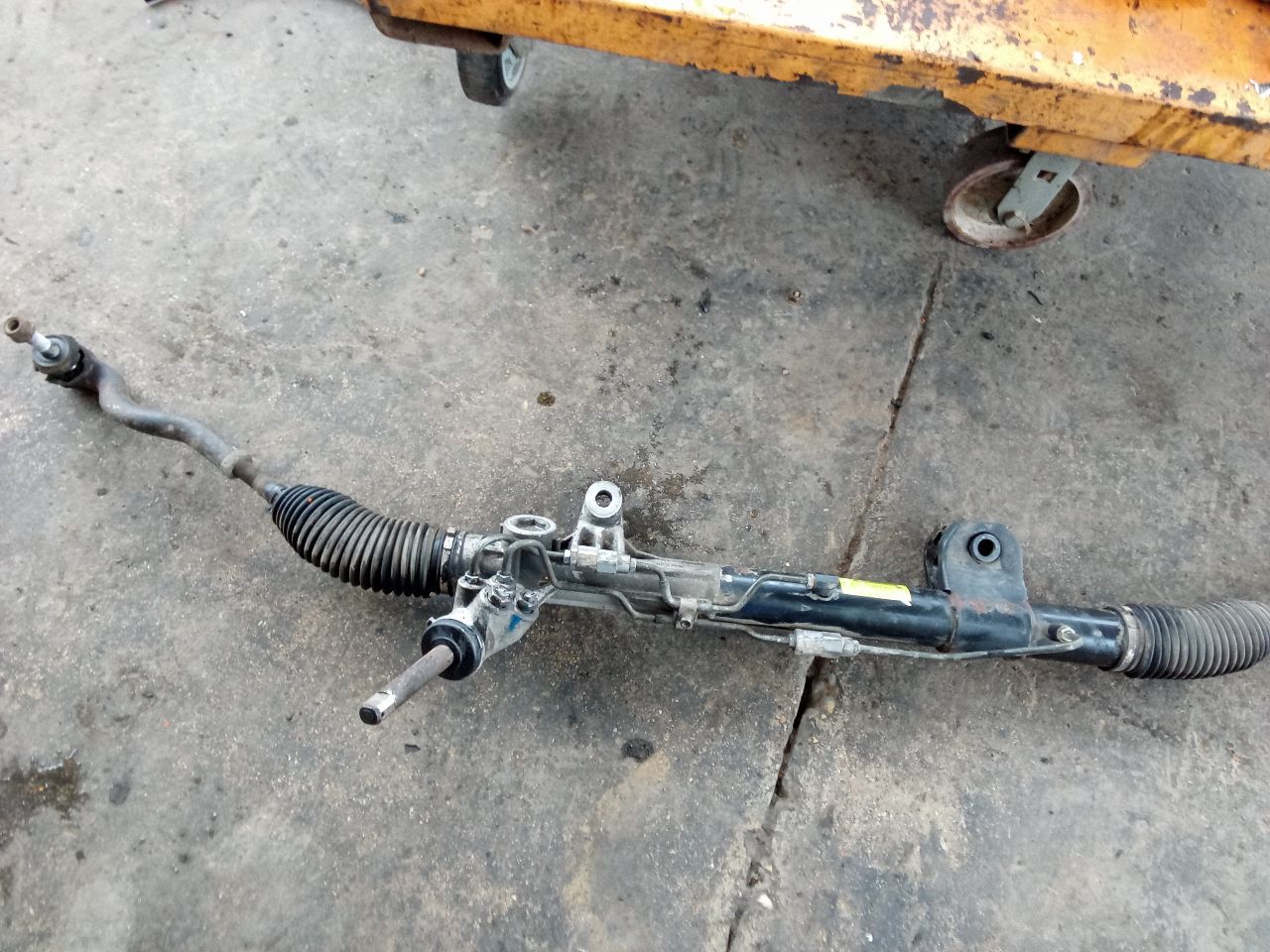 Part image 3
