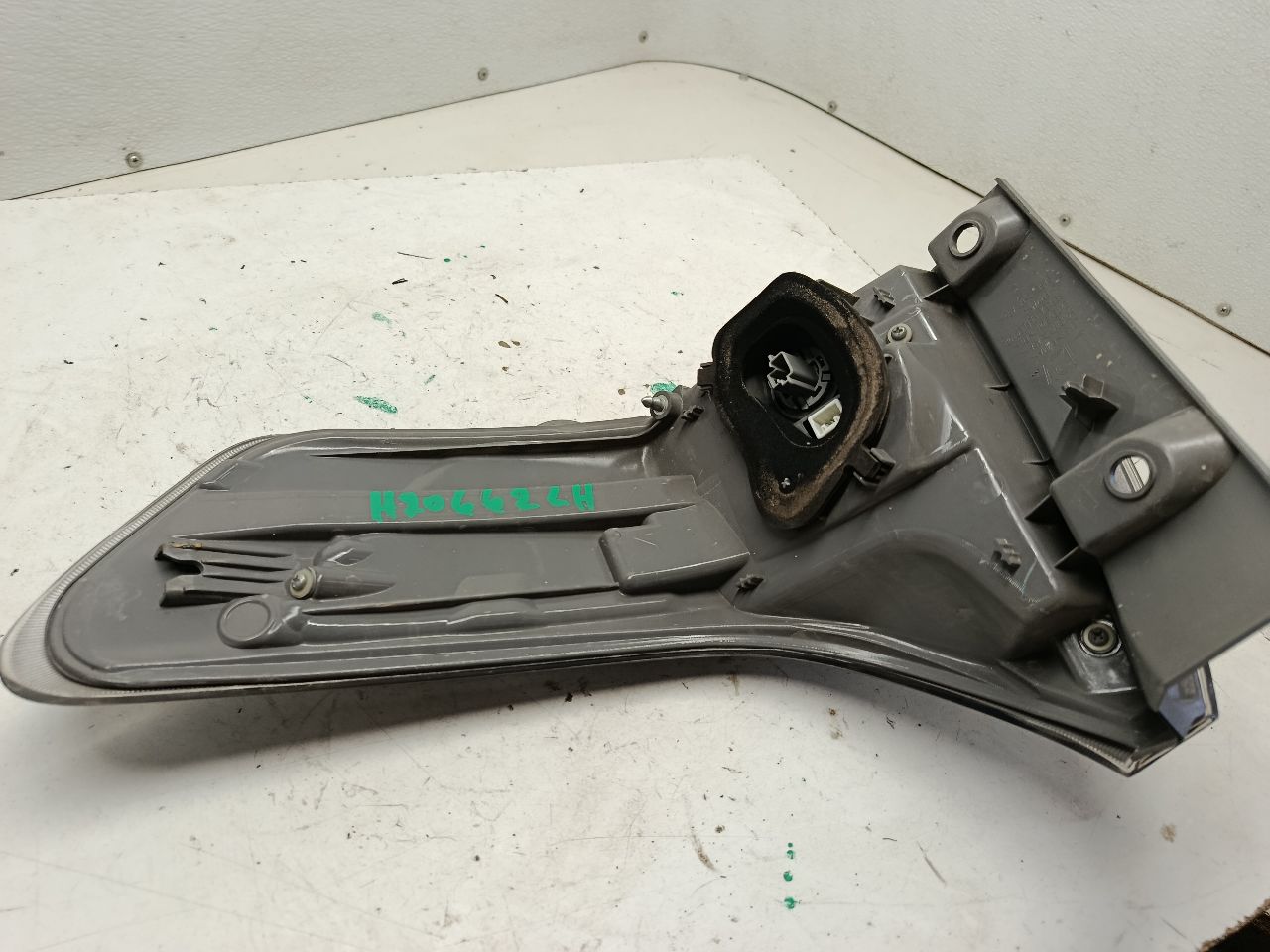Part image 1