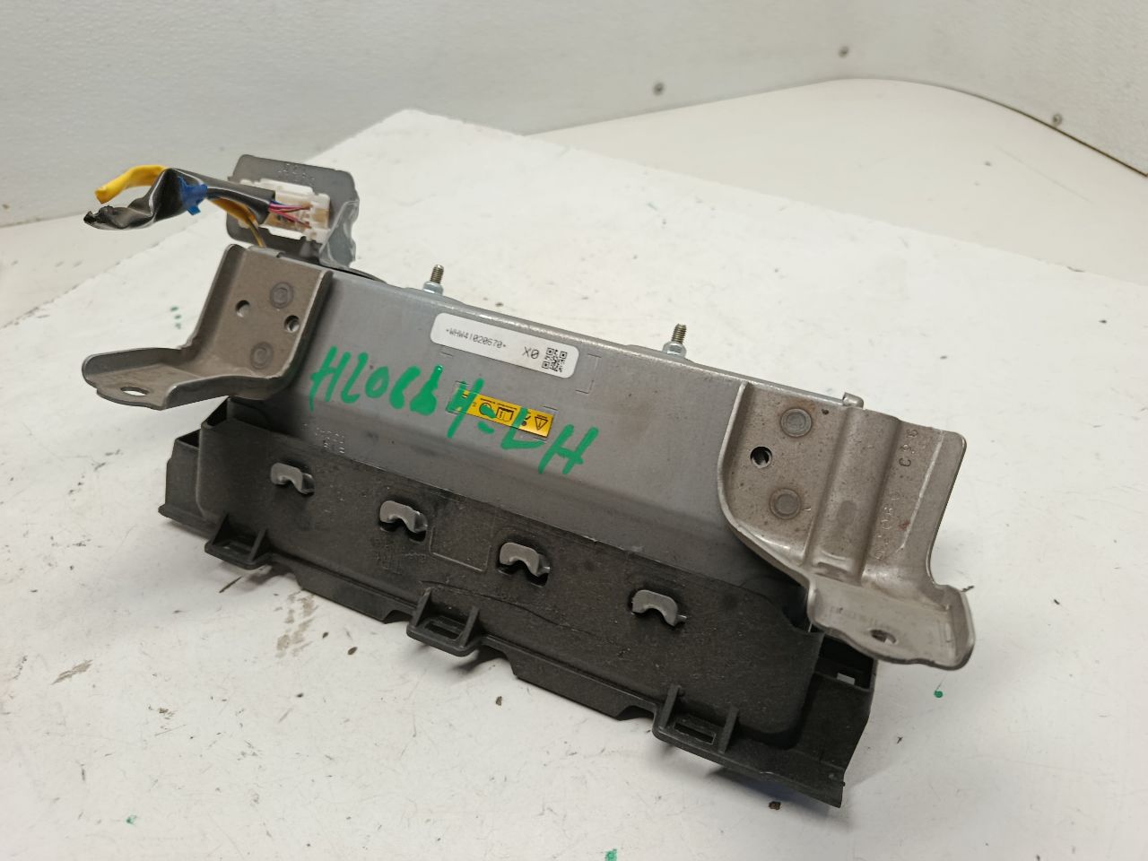 Part image 4