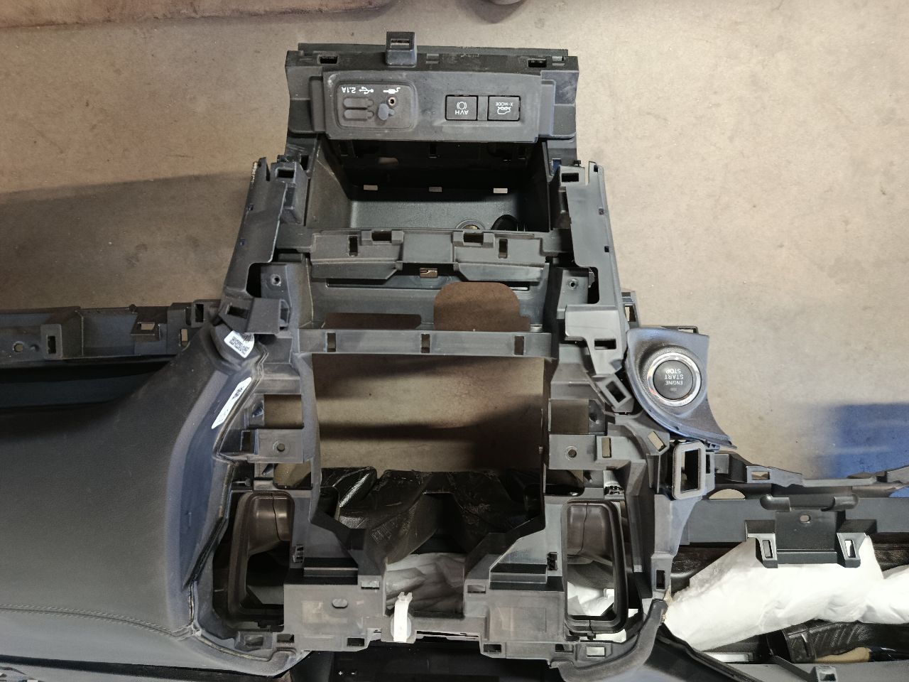 Part image 4