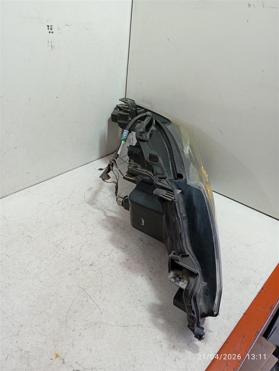 Part image 3