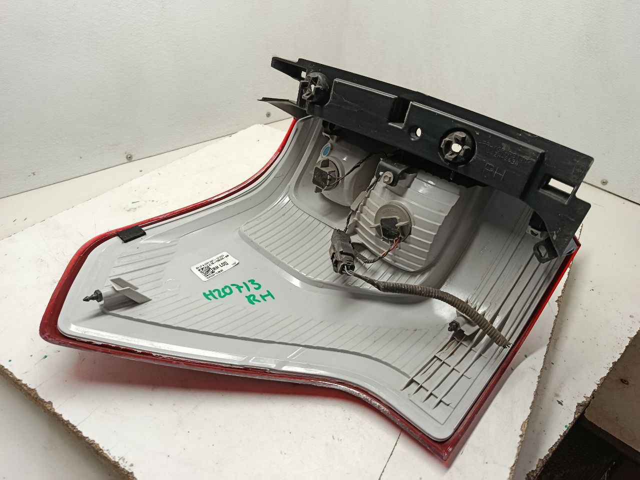 Part image 4