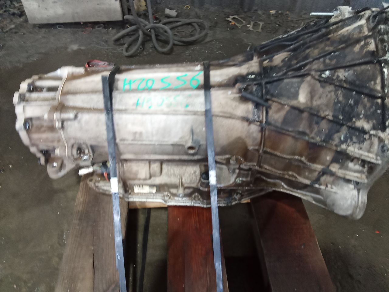 Part image 3