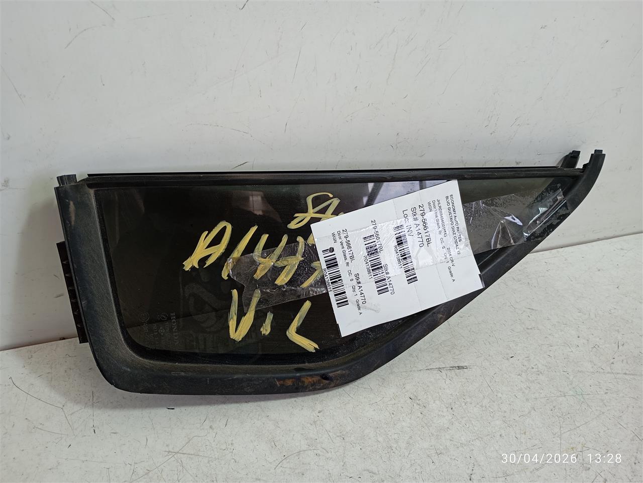 2004 CR-V Honda Door Vent Glass, Rr
