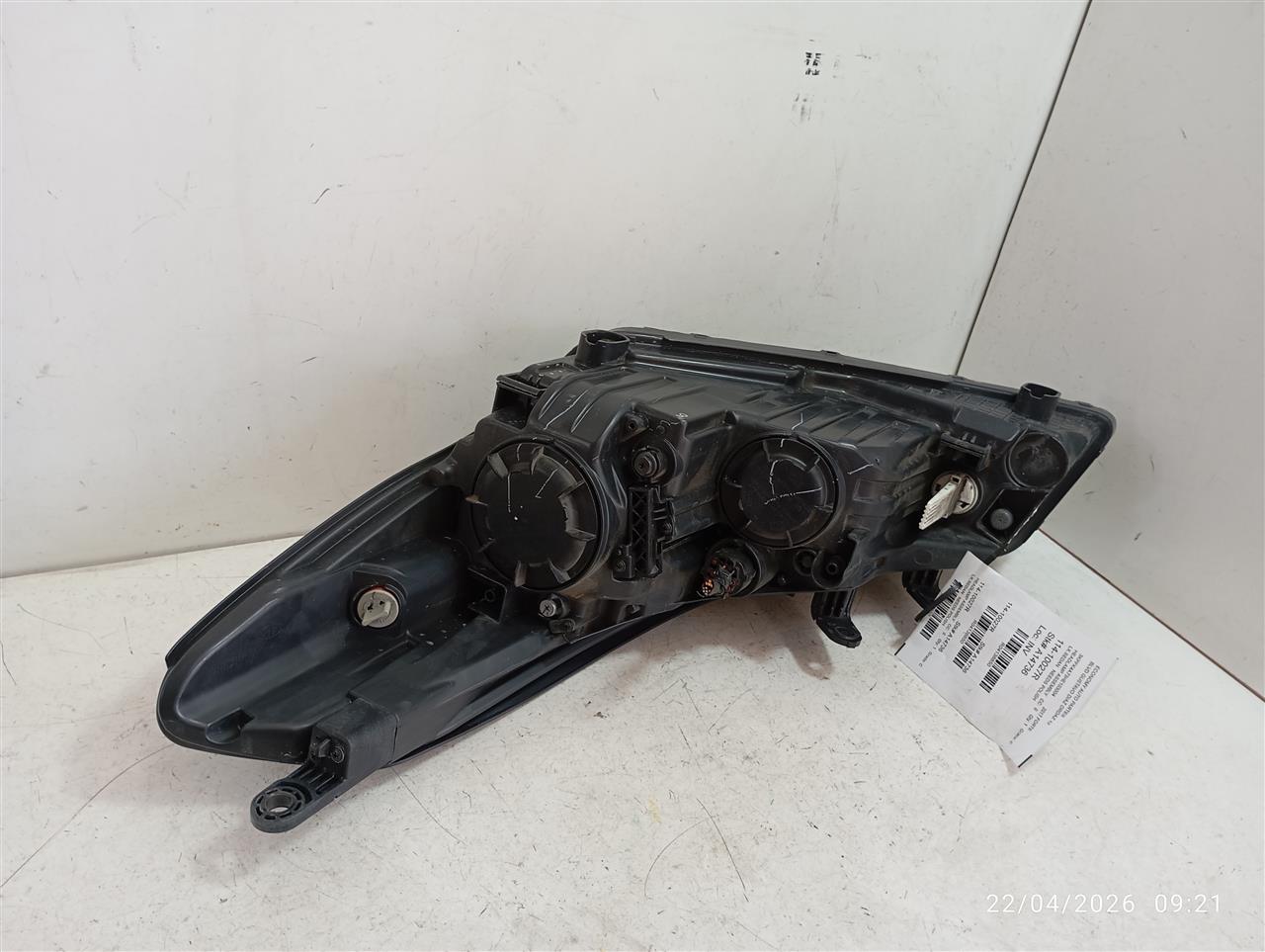 Part image 3