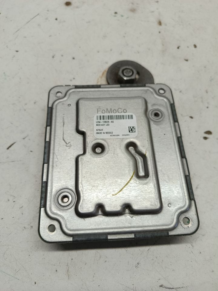 Part image 3