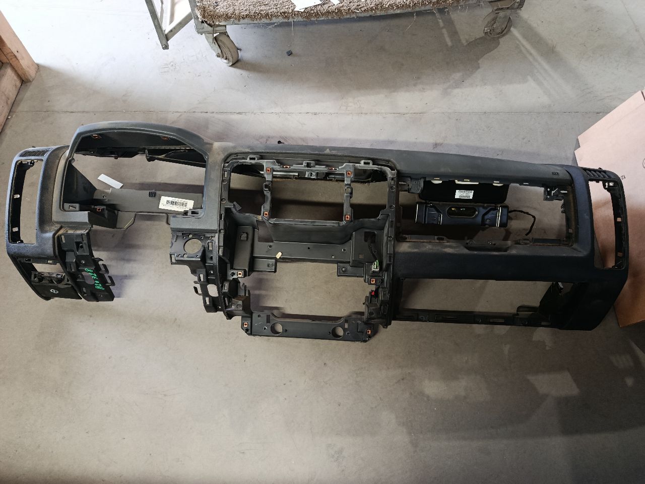 Part image 1