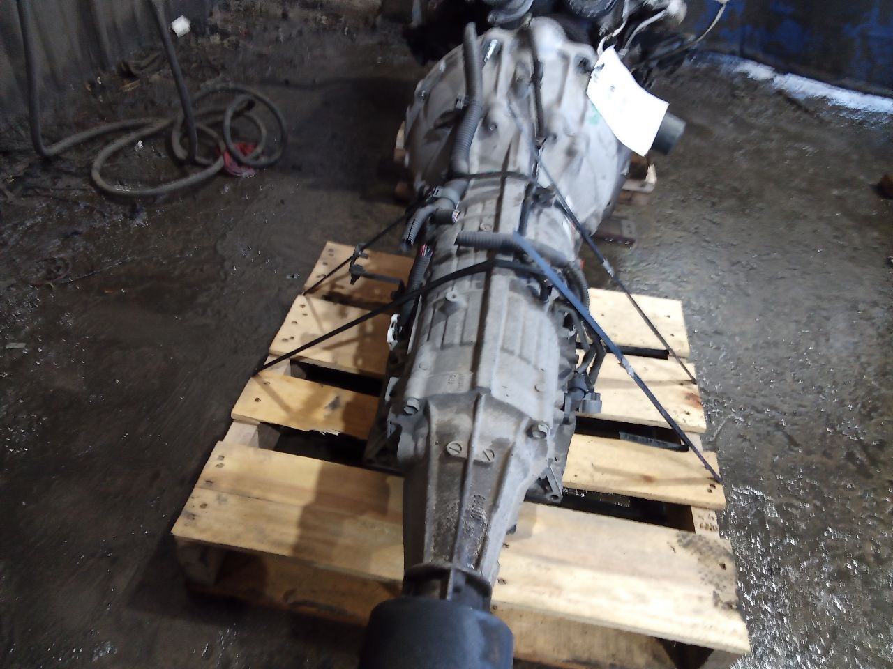 Part image 3