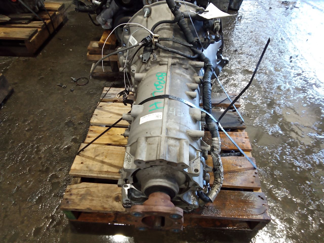 Part image 3
