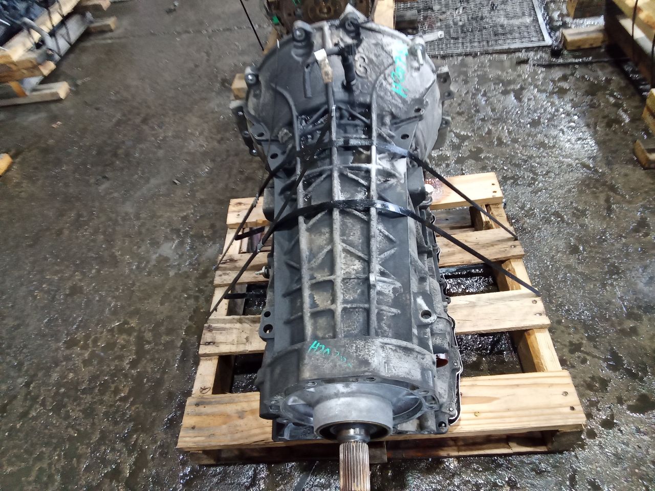 Part image 3