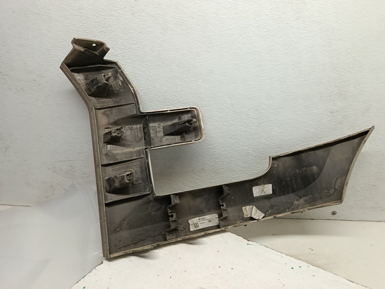 Part image 3