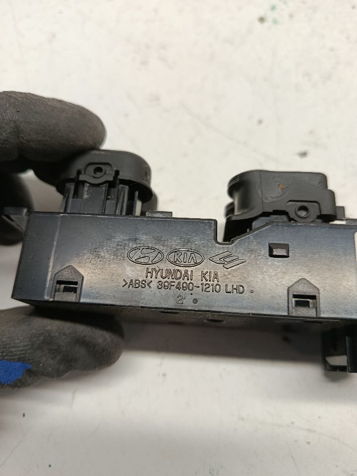 Part image 4