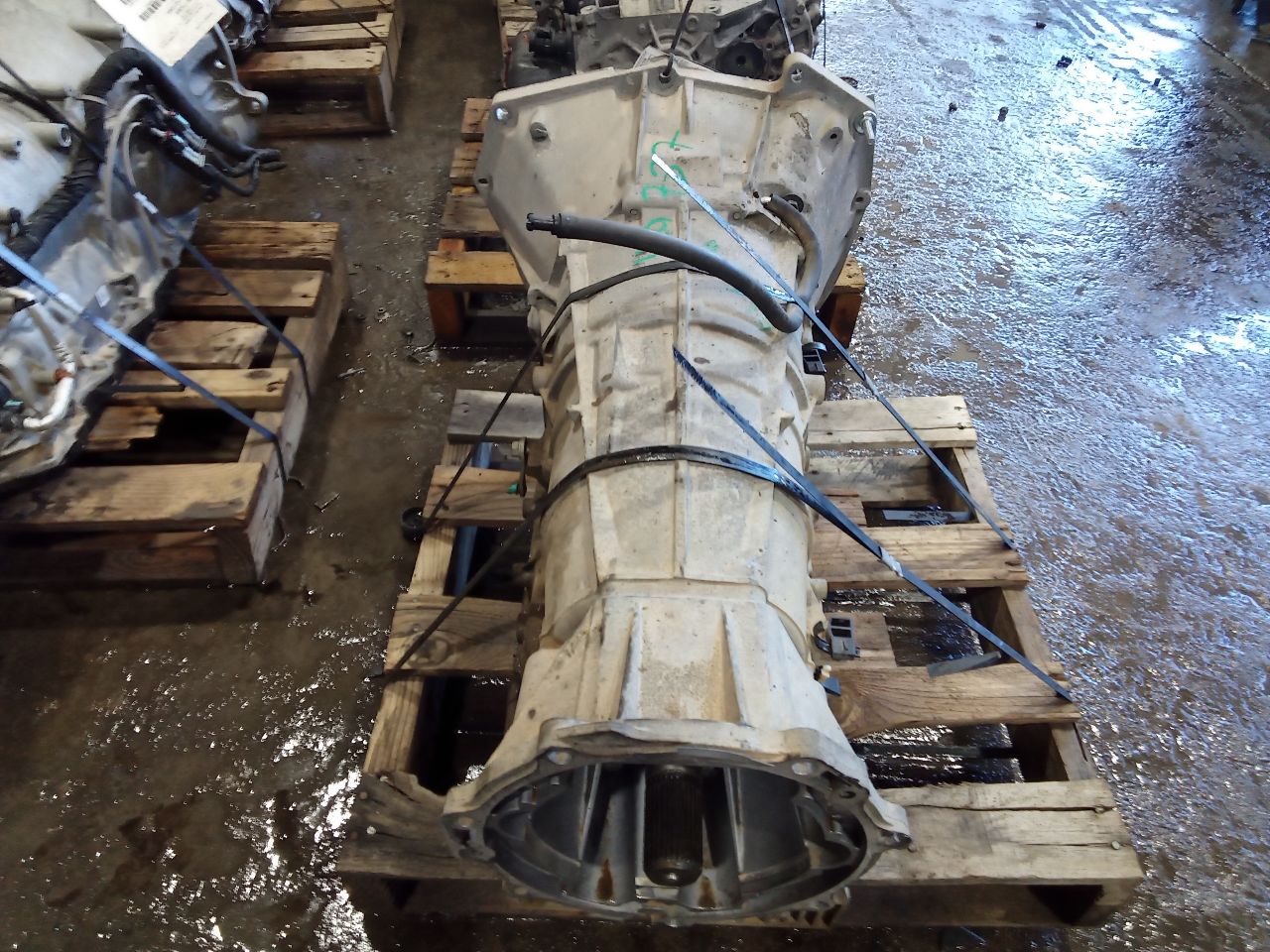 Part image 3
