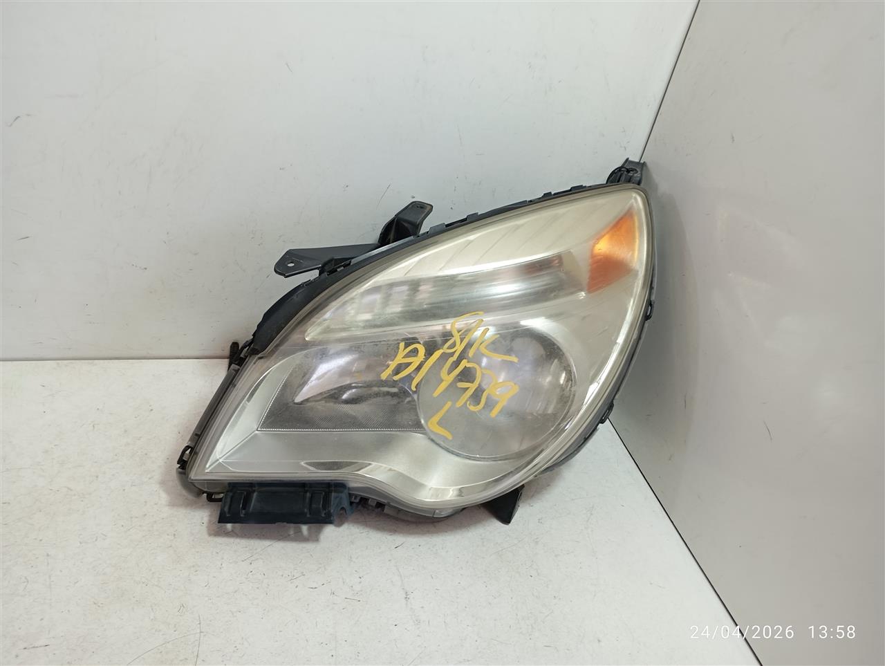 2011 General Motors EQUINOX Headlamp Assembly