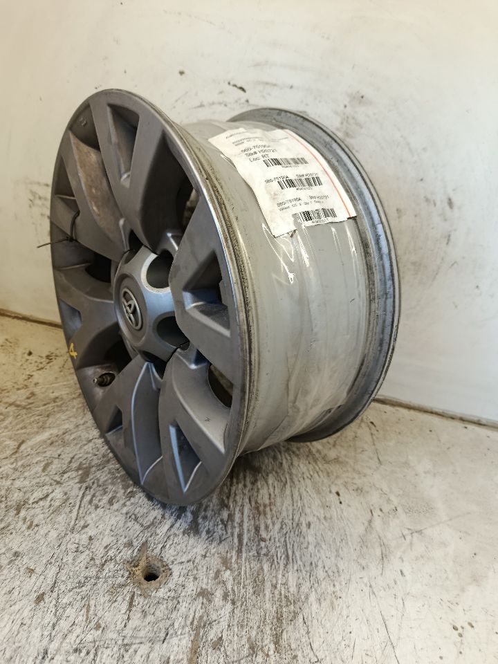 Part image 3