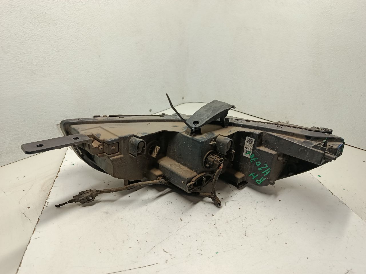 Part image 1