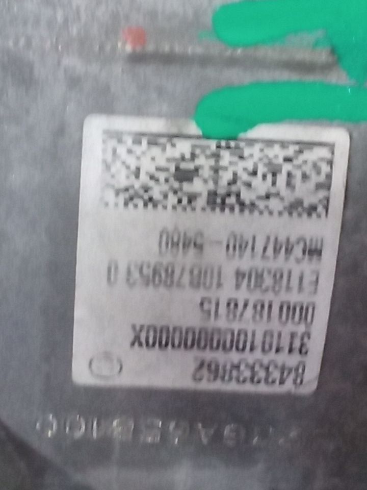 Part image 3