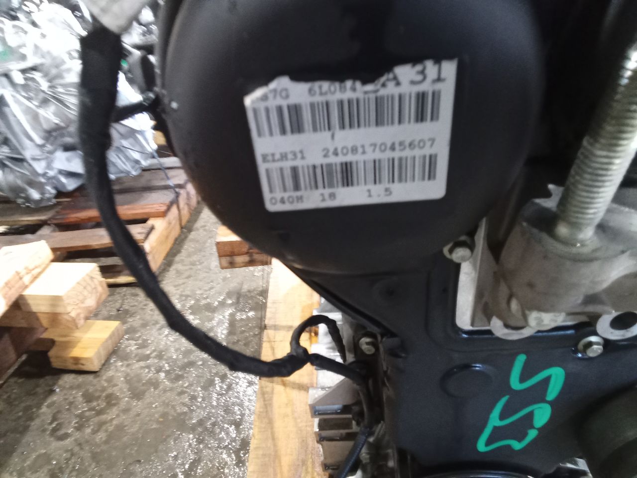 Part image 3