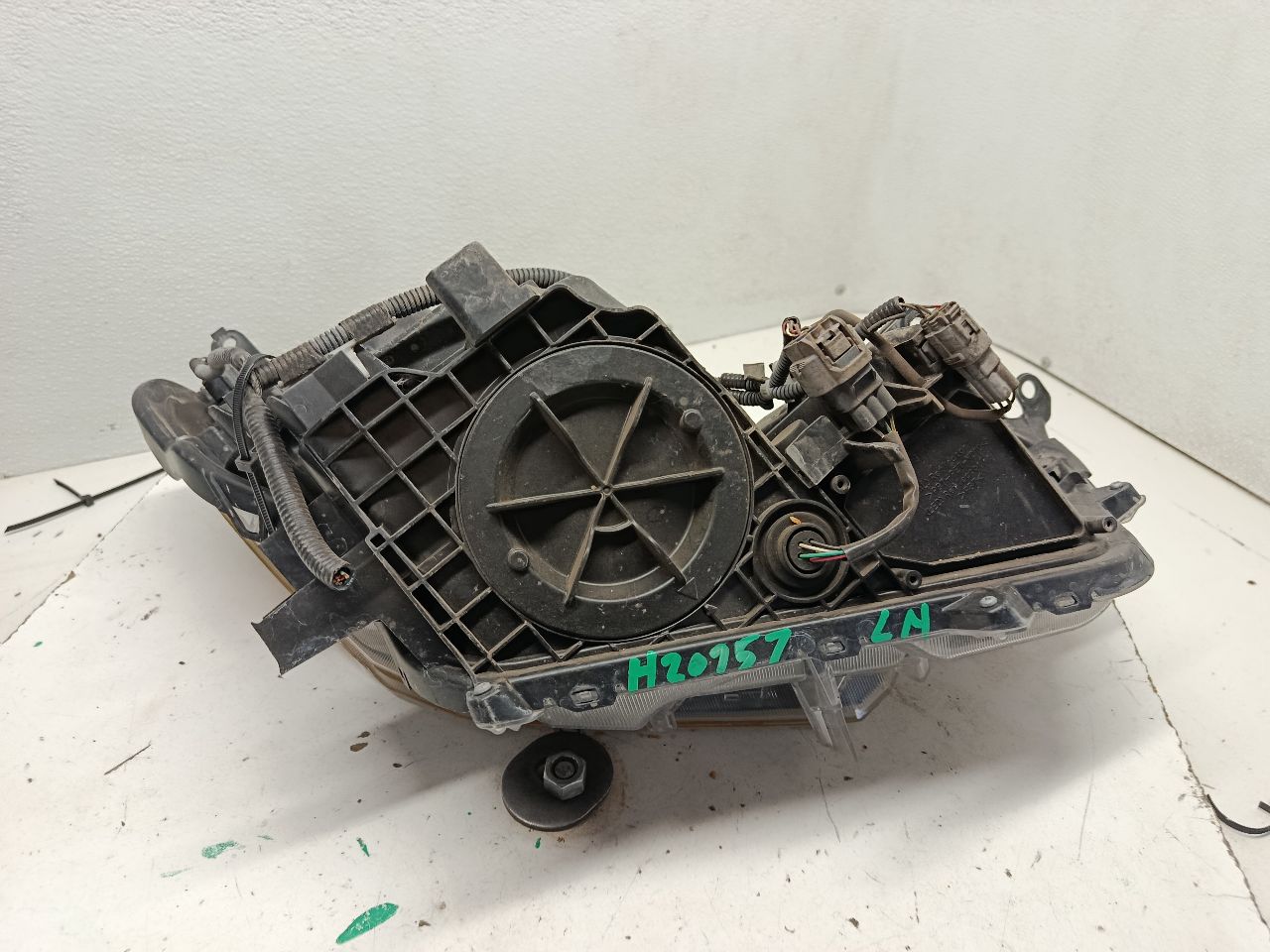 Part image 4
