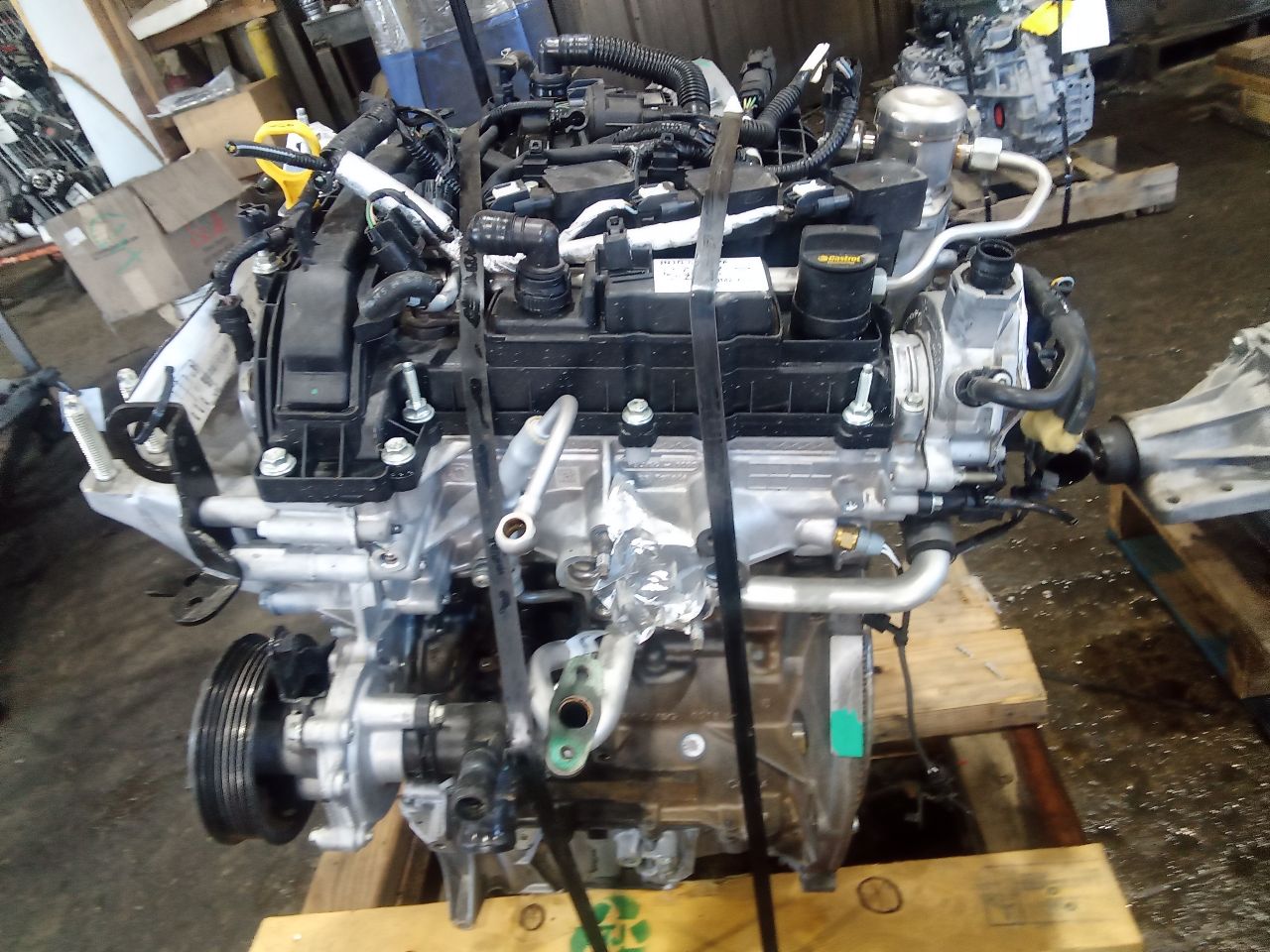 Part image 3