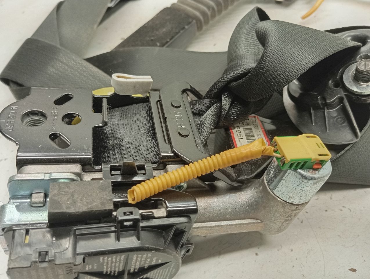Part image 3