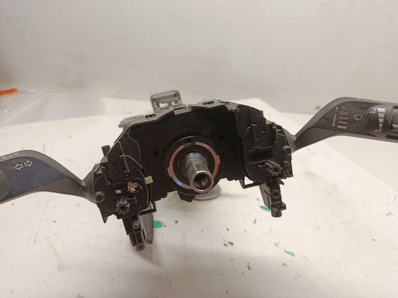 Part image 3