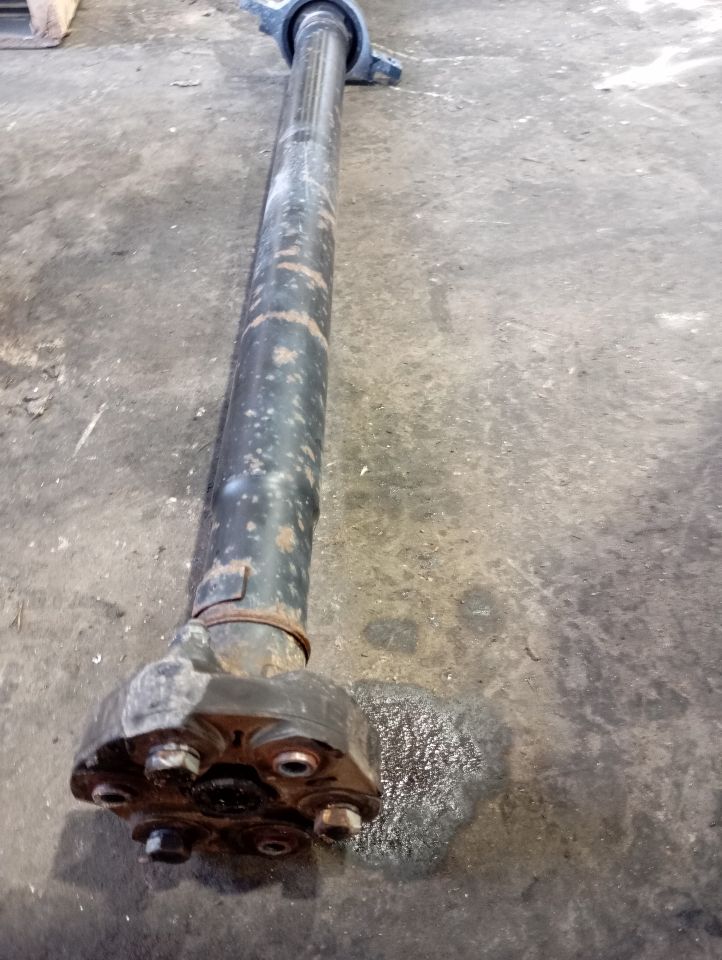 Part image 3