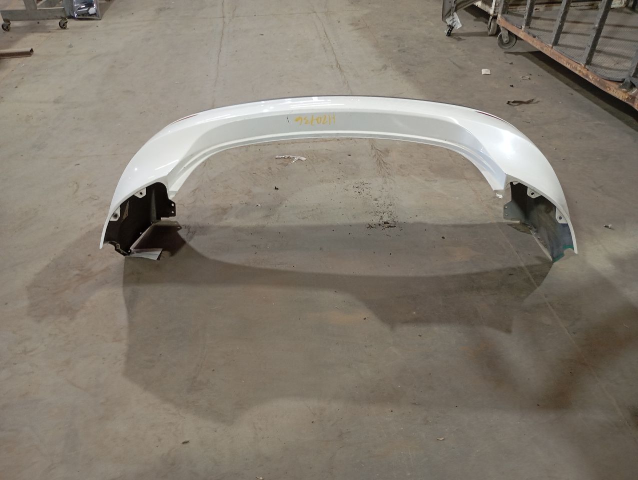 Part image 3