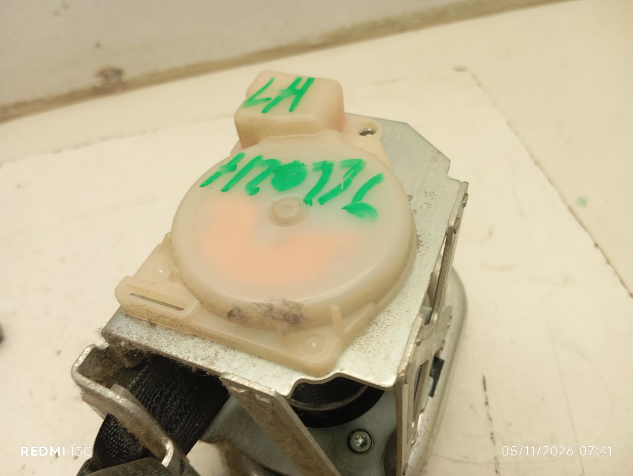 Part image 3