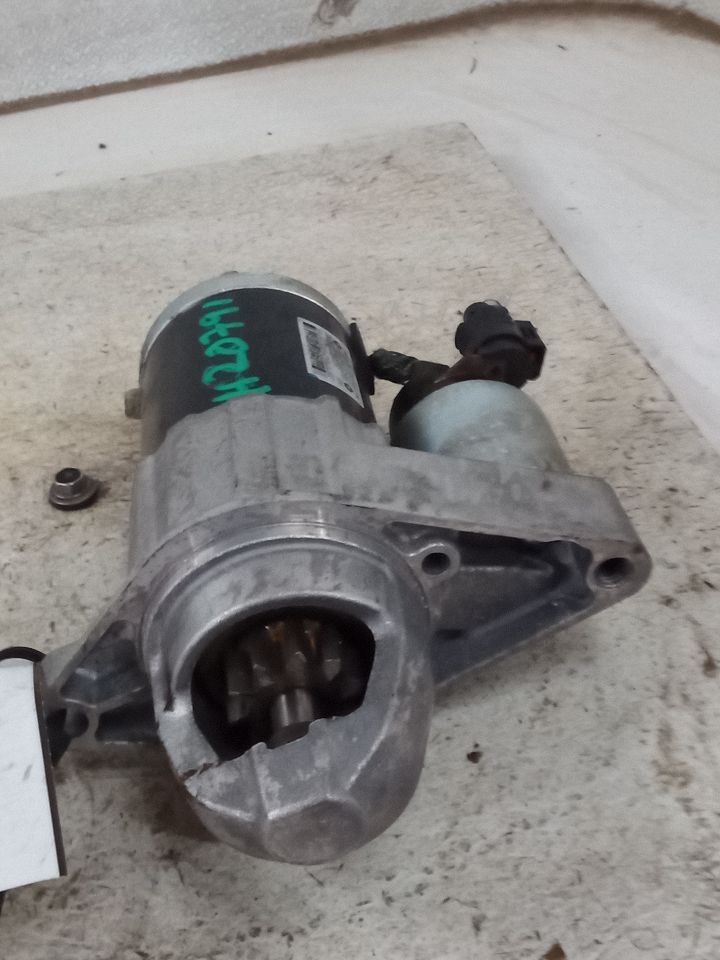 Part image 6